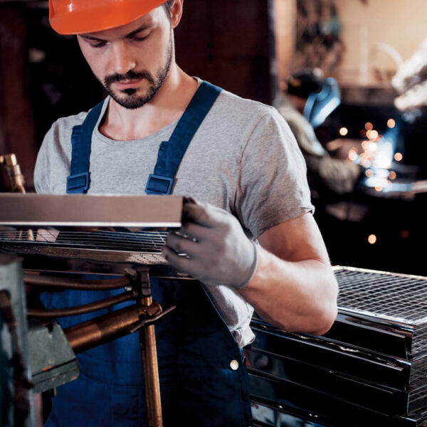 Metal Levha İşlemeciliği Eğitimi ve Sertifikası